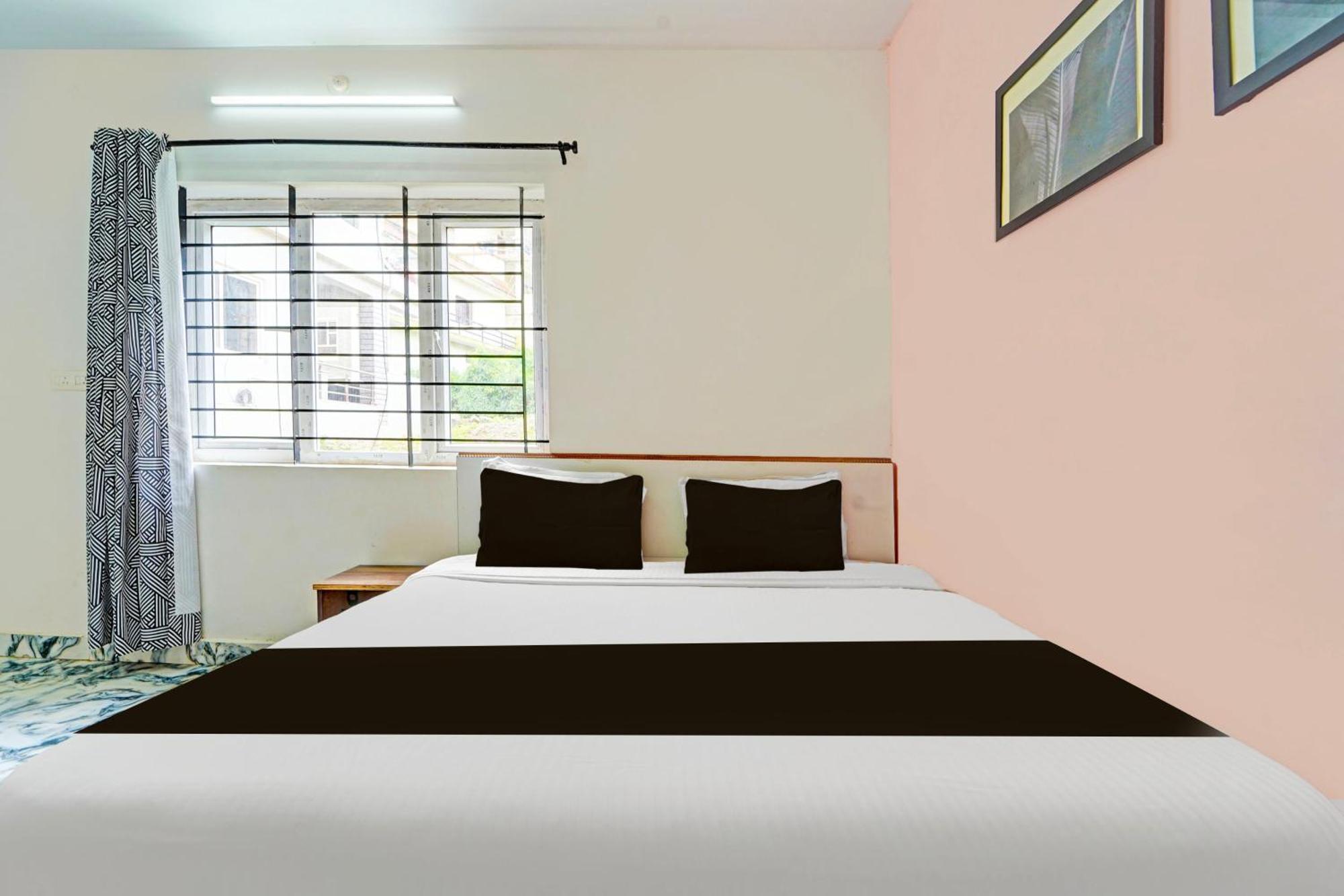 Hotel O Vijaynagar Road Formerly Anmol Peace Stay Udagamandalam Exterior foto